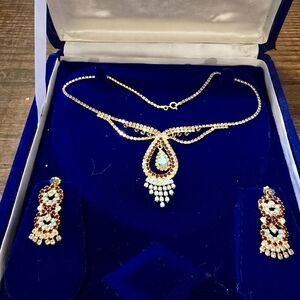 Elegant Gold and Red Jewelry Set